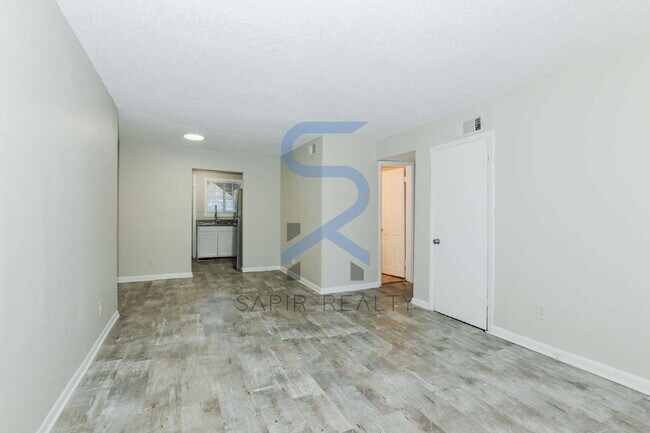 Building Photo - Move-In Ready! Freshly Updated 2BR/1.5BA with All-Electric Living