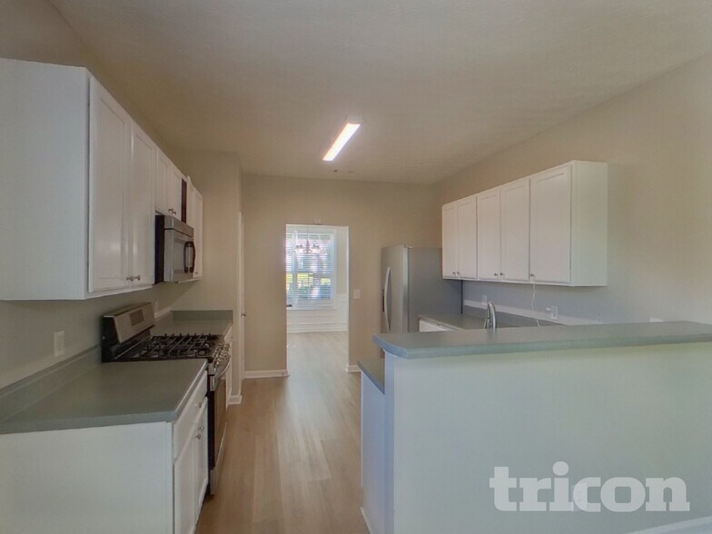 Building Photo - 3605 Cape Ln