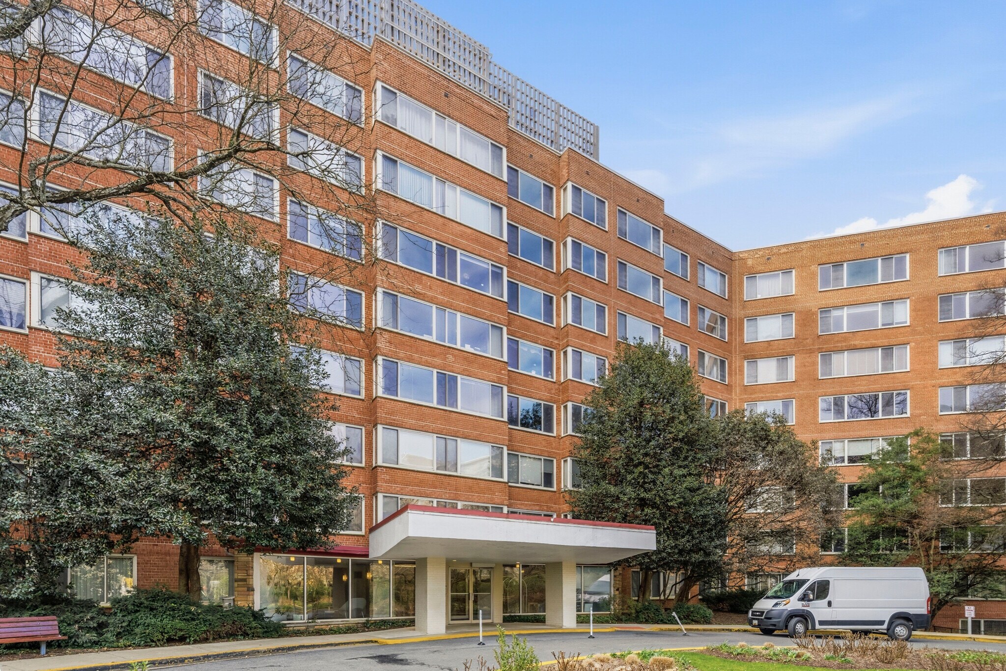 Building Photo - 4000 Tunlaw Rd NW
