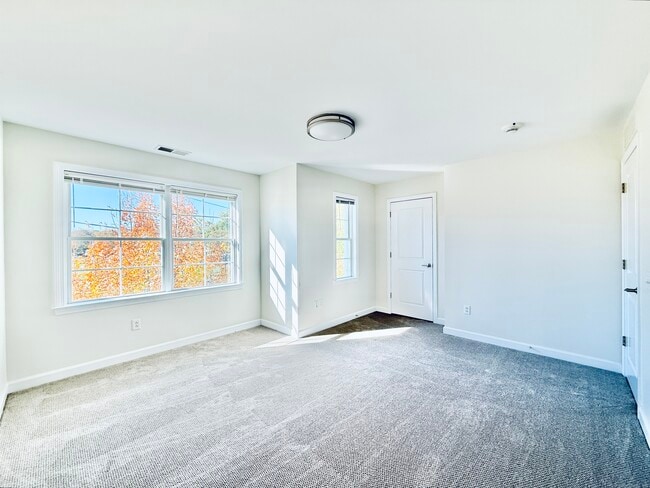 Building Photo - 72 Merrell Ave