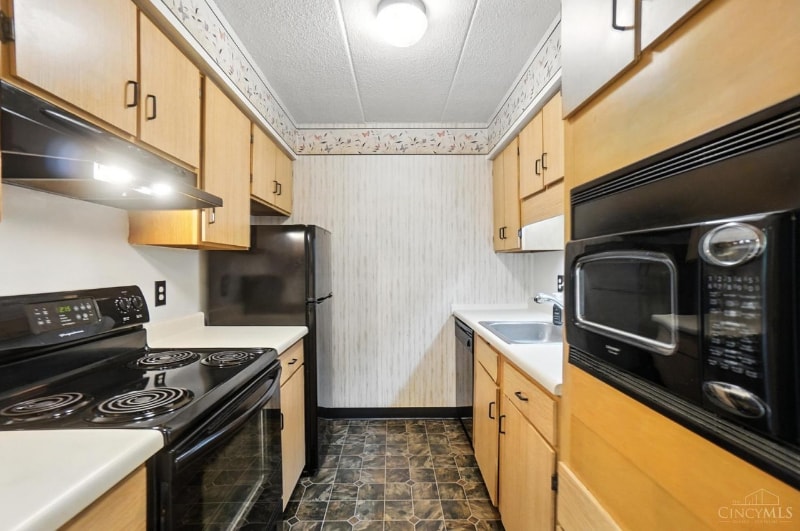 Building Photo - 456 Grand Ave