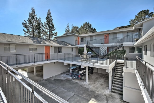 Building Photo - Valerga Drive Apartments