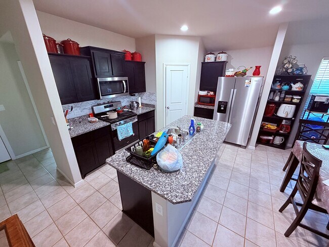 Building Photo - 7713 Orange Blossom Rd