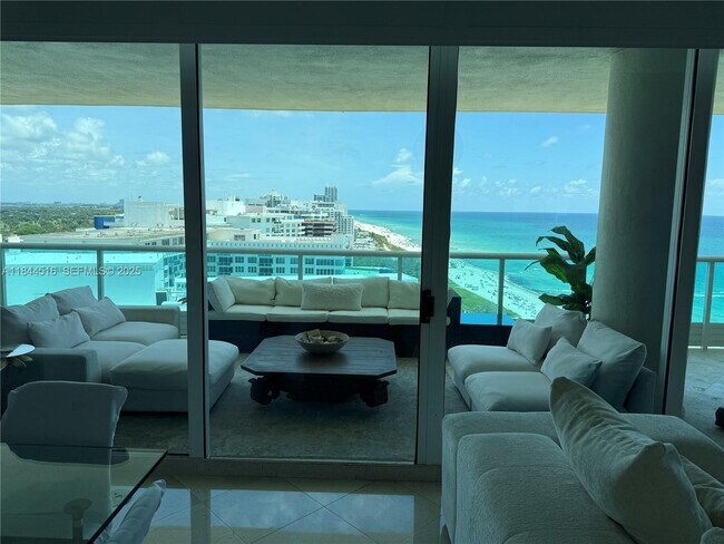 Building Photo - 5025 Collins Ave