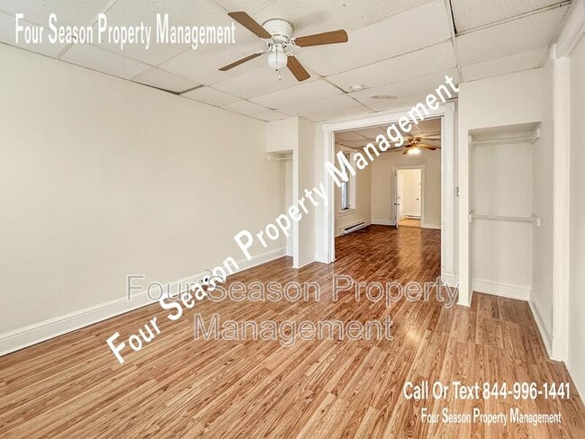 Primary Photo - 616 W Franklin St