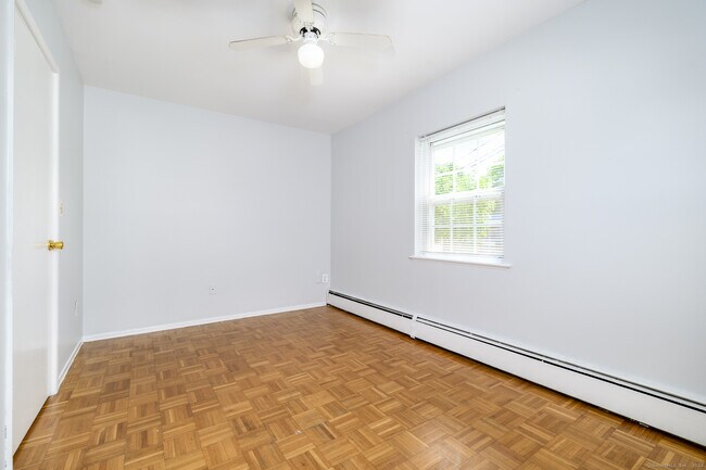 Building Photo - 388 Courtland Ave