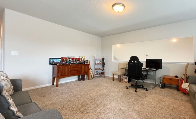 Building Photo - Beautiful 4/3.5 Home Available In Northwest San Antonio!