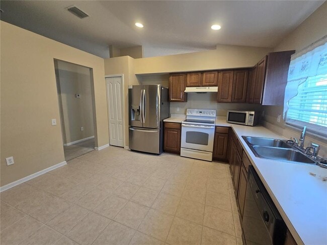 Building Photo - 7624 Granitville Dr
