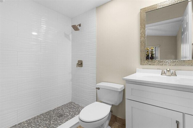 Building Photo - 2299 Santa Lucia St