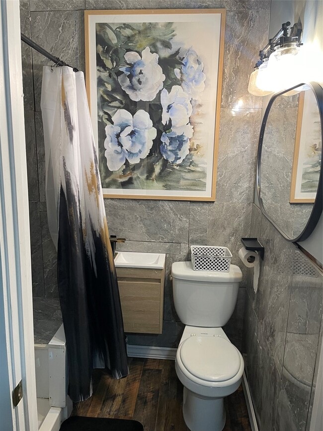 Building Photo - 1214 42nd St