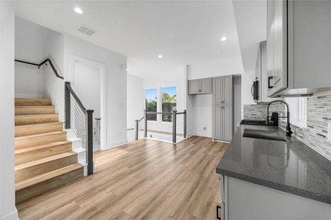Building Photo - 2550 Walcott Ln