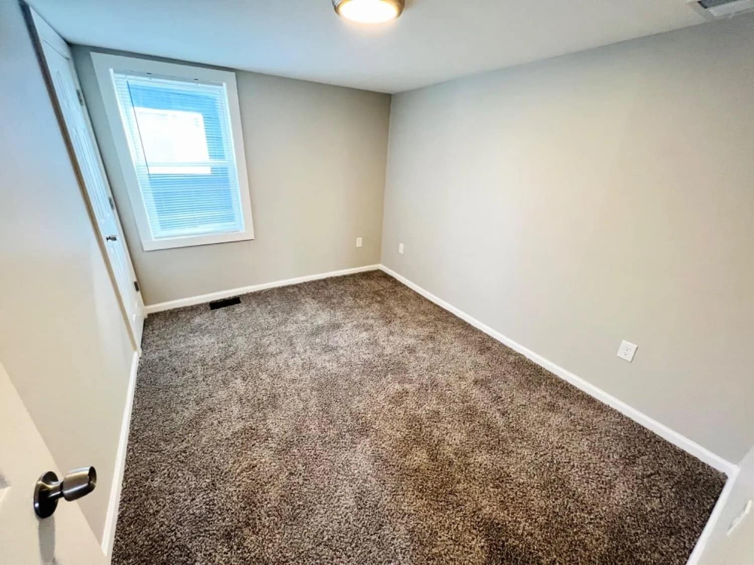 Building Photo - 4204 Kugler Mill Rd