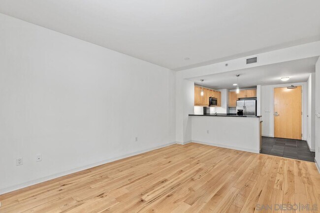 Building Photo - 1150 J St