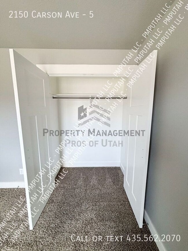 Building Photo - 2150 Carson Ave