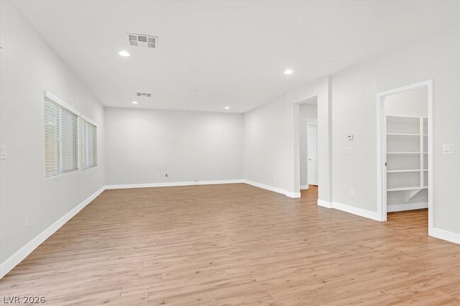 Building Photo - 836 Tofino Ct