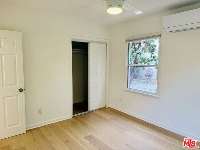 Building Photo - 3418 Cimarron St