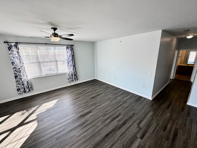 Building Photo - Condo at Southmoor in Ridgely Manor Availa...