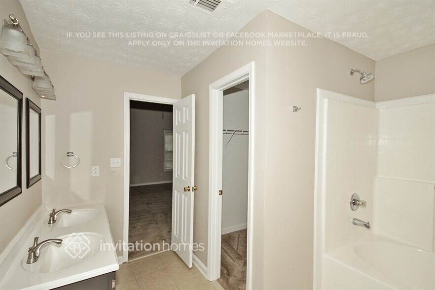 Building Photo - 2086 Patterson Park Pl