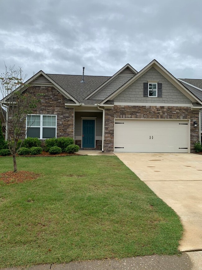 Building Photo - House for rent in Trussville