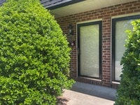 Building Photo - Private 2BD/1.5BA Townhouse in Prime NW Hi...