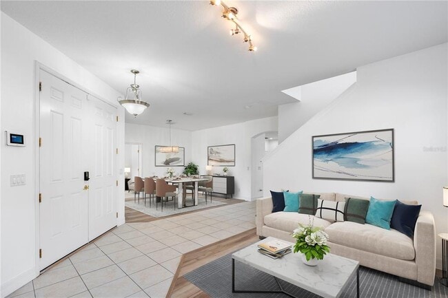 Building Photo - 10888 Cory Lake Dr