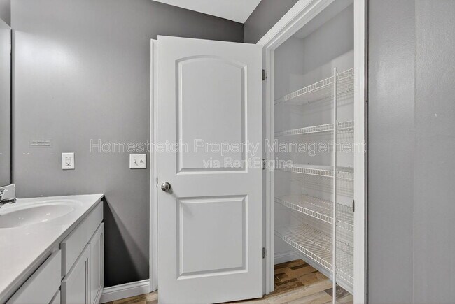 Building Photo - 401 Falcons Prey