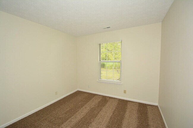 Building Photo - 1829 Maradona Dr