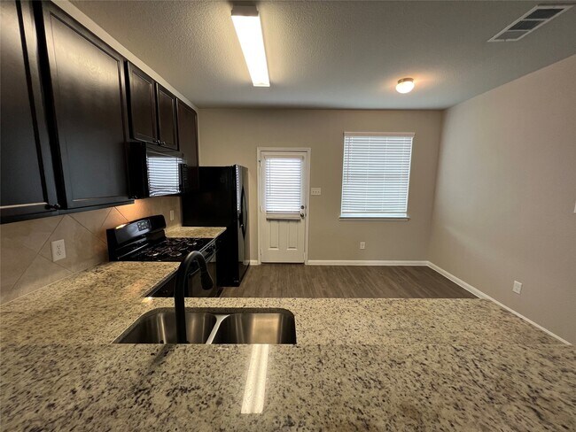 Building Photo - 3219 Atascocita Vale Dr