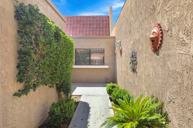 Building Photo - 78480 Montego Bay Cir