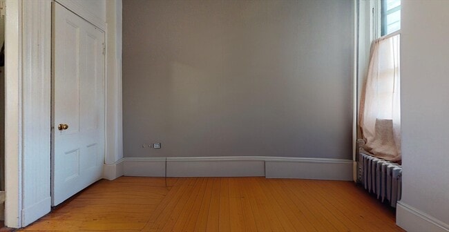 Building Photo - 10-14 Union Pk