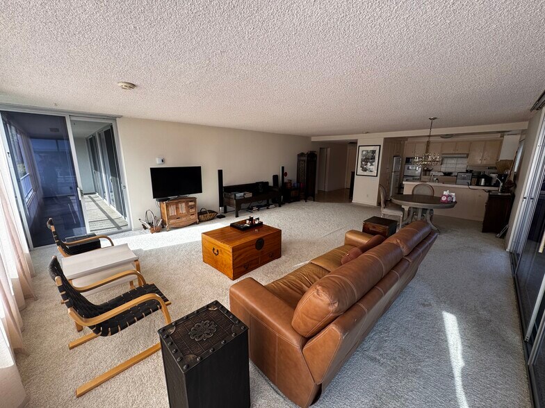 Primary Photo - 32653 Seagate Dr