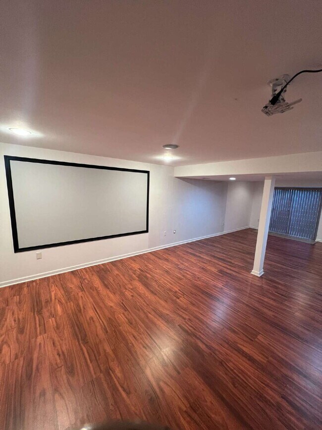 Building Photo - Move-in Special: HALF OFF off of the first...