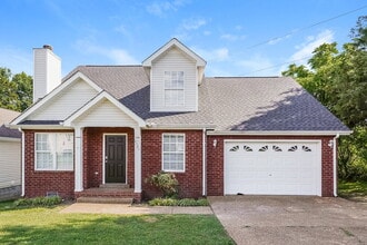 Building Photo - 2121 Hamilton Glen Pl