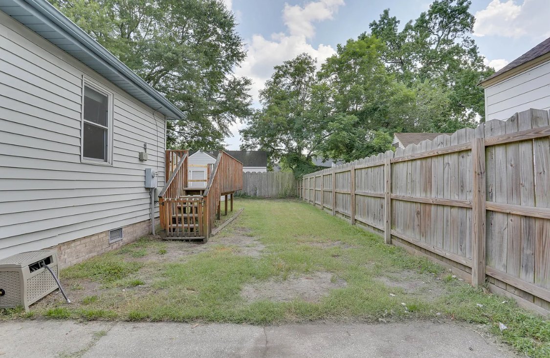 Building Photo - 39 Appomattox Ave
