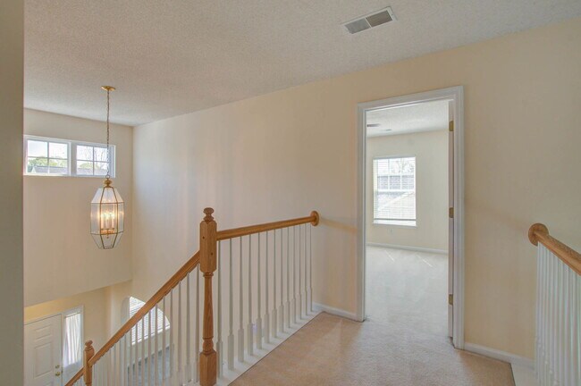 Building Photo - 533 Tribeca Dr