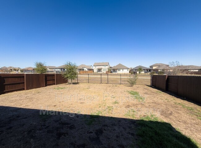Building Photo - 139 Lyndon Dr