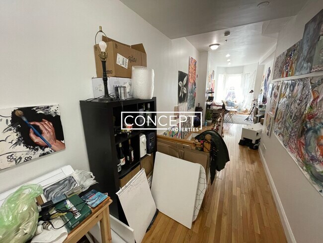 Building Photo - 243 Northampton St