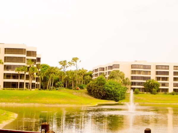 Building Photo - 1725 Palm Cove Blvd