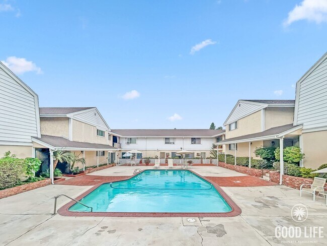 Building Photo - Beautiful 2BD/2BA Condo in La Mesa!