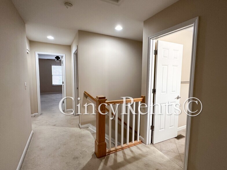 Building Photo - 2933 Eden Ave