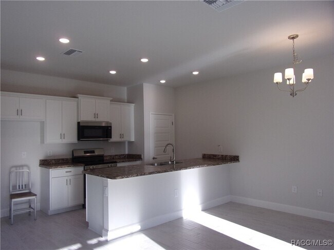 Building Photo - 219 Bittern Lp