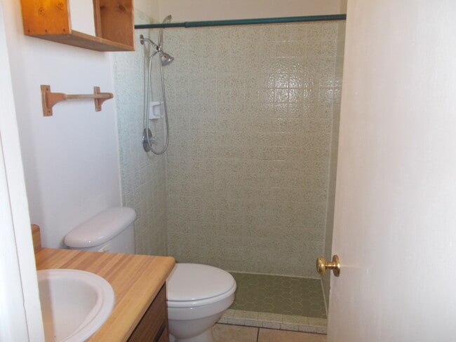 Building Photo - 861 Catalina Dr