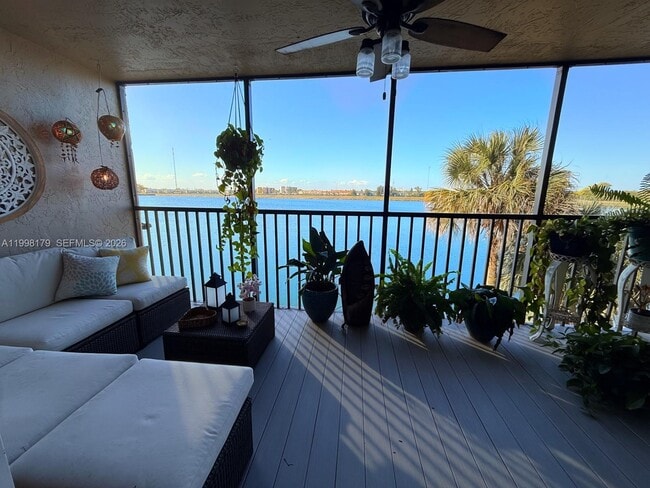 Building Photo - 605 Ives Dairy Rd