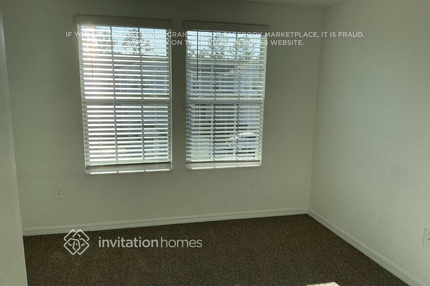 Building Photo - 2585 Riverfield Rd