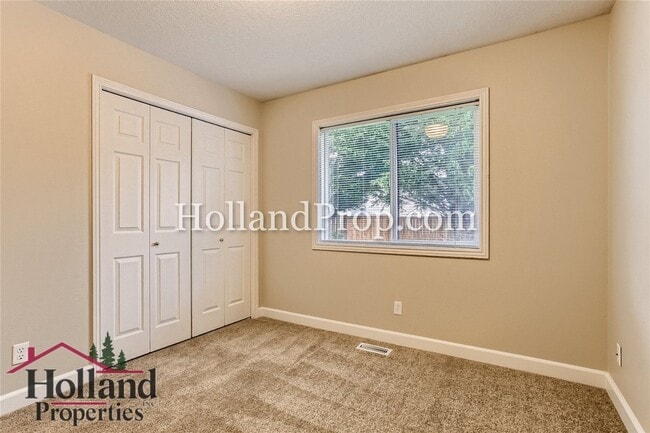 Building Photo - Beautiful Single-Family Home with 2-Car Garage in East Hillsboro!