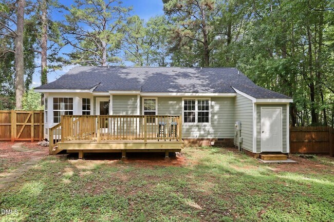 Building Photo - 108 Bristol Ct