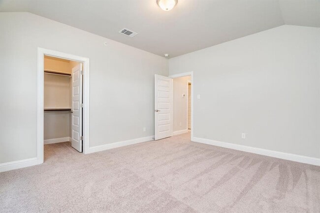 Building Photo - 600 C-Bar Ranch Trl