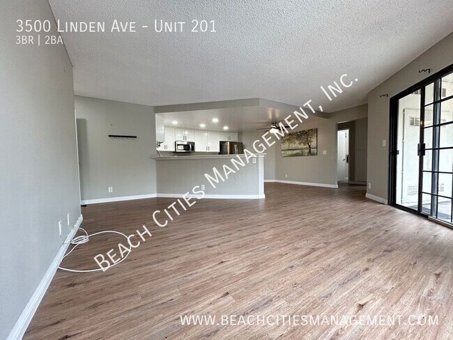 Building Photo - 3500 Linden Ave