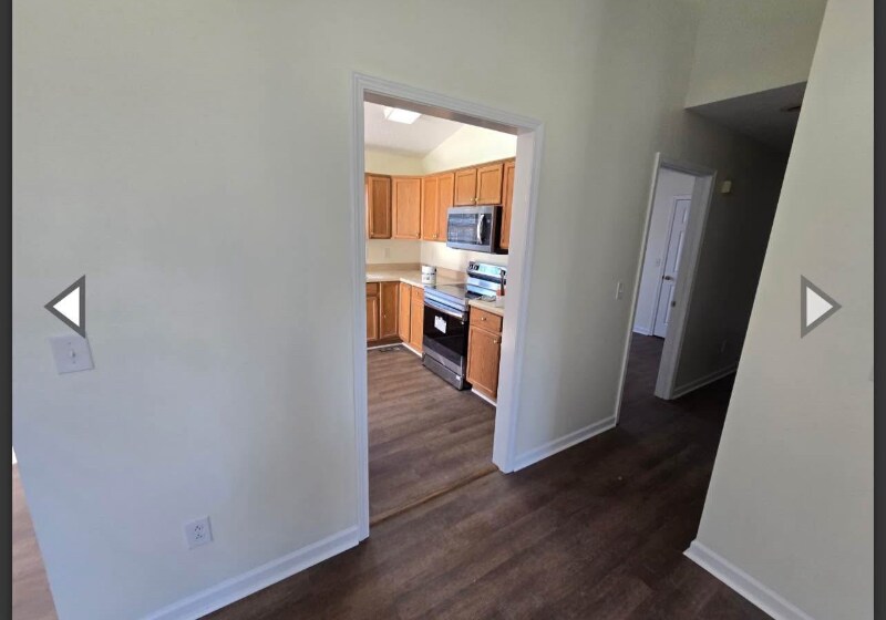 Building Photo - 120 Meadowlark