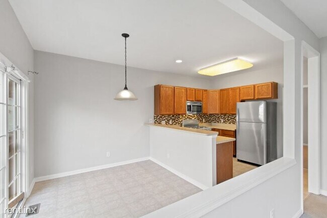 Building Photo - 3 br, 2.5 bath Townhome - 43 Shire Ct